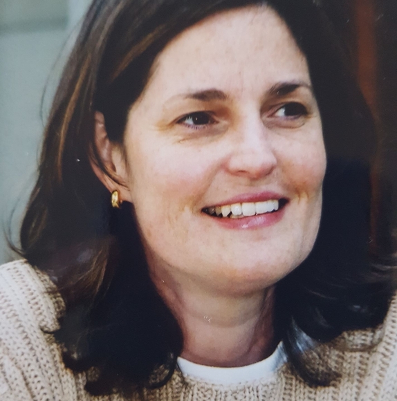 Meet your Posher, Jennifer - Picture 1 of 1